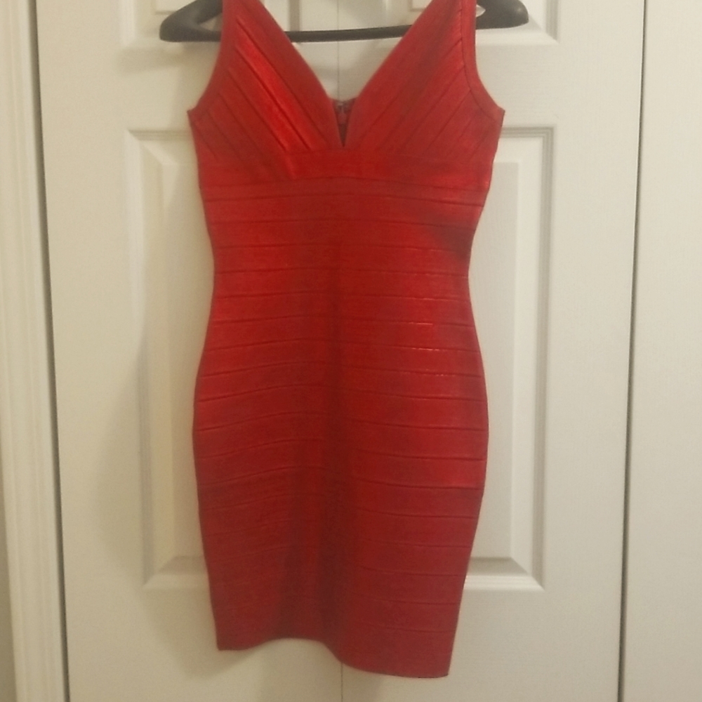 🔥Host Pick🔥 NWOT Bodycon Cocktail  Dress   Size L **HOST PICK **